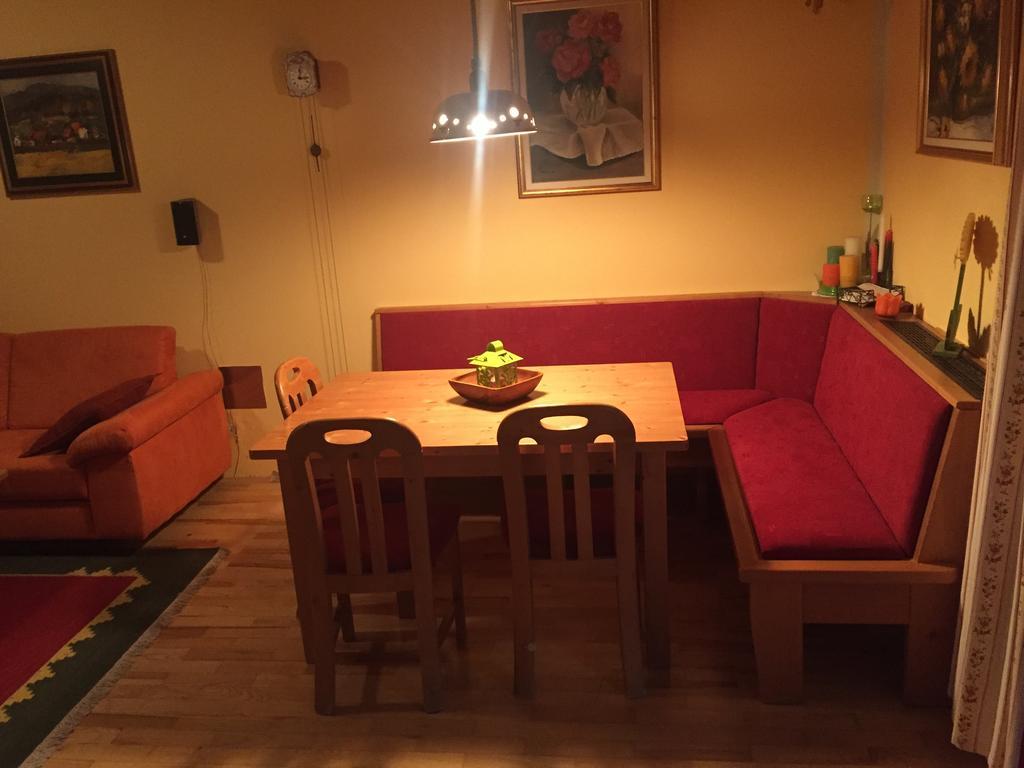 Holiday Apartment Bolfenk ホコ・ポホリェ 部屋 写真